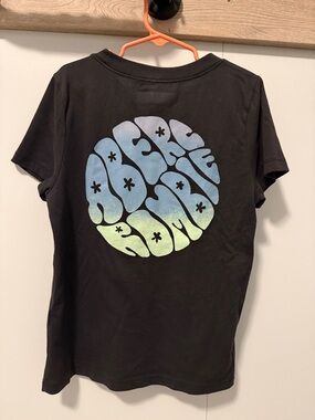 abercrombie kids Black Tee with Blue to Green Graphic
